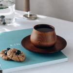 Чайная пара из натурального кедра,чашка: 150 мл, блюдце: 15,5x2 см, цвет шоколадный