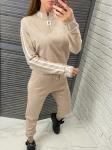 Костюм женский: свитер и штаны (one size 42-48) арт. 990431