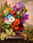 Виноград и яркие цветы в вазе