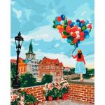 Девушка с воздушными шариками в городе