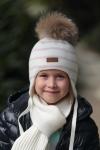 Зимняя трикотажная шапочка