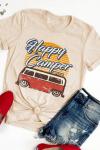 Бежевая футболка с принтом фургон и надписью: Happy Camper