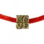 Браслет красная нить "Кубик LOVE"