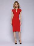 Красное платье-футляр с глубоким вырезом