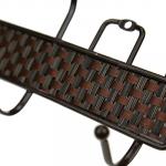Вешалка-планка металлическая, окрашенная, 6 двухрожковых крючков, 49см, коричневый, вставка - искусственный ротанга (Китай)