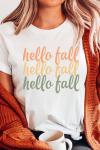 Белая футболка с разноцветной надписью: hello fall