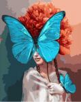 Рыжая девушка с голубой бабочкой