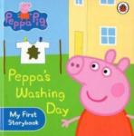 Peppa Pig: Peppas Washing Day  (board book)'