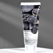 Глубоко очищающая пенка для сужения пор 3W CLINIC Charcoal Cleansing Foam с древесным углём, 100 мл