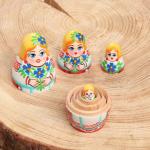 Матрёшка "С васильками", 4 кукольная, 7х4x3,5 см