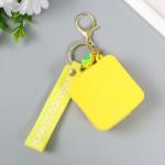 Брелок кошелёк с карабином силикон "Яркие картинки" квадратик жёлтый МИКС 6х3х7 см