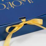 Складная коробка подарочная «С новым годом», тиснение, синий, 20 * 18 * 5 см