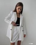 Классический костюм с шортами белый BEK